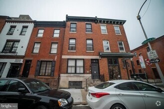 Building Photo - 257 S 21st St