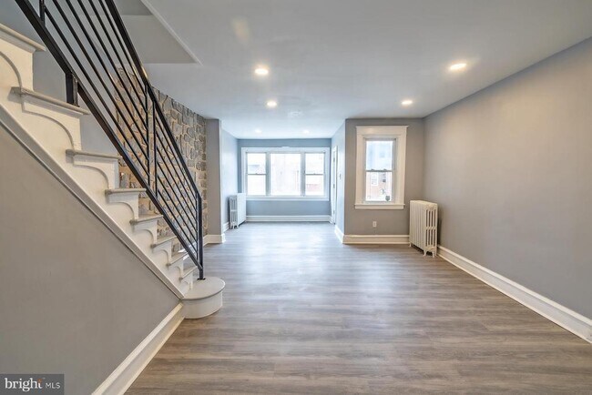 Foto del edificio - 3104 Stirling St