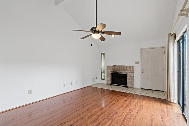 Building Photo - 3158 Windchase Blvd