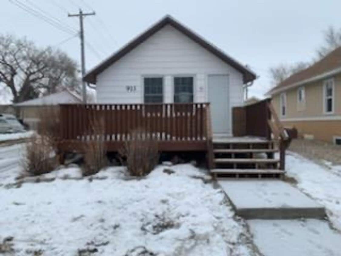 Primary Photo - Adorable 4 Bed 2 Bath Home