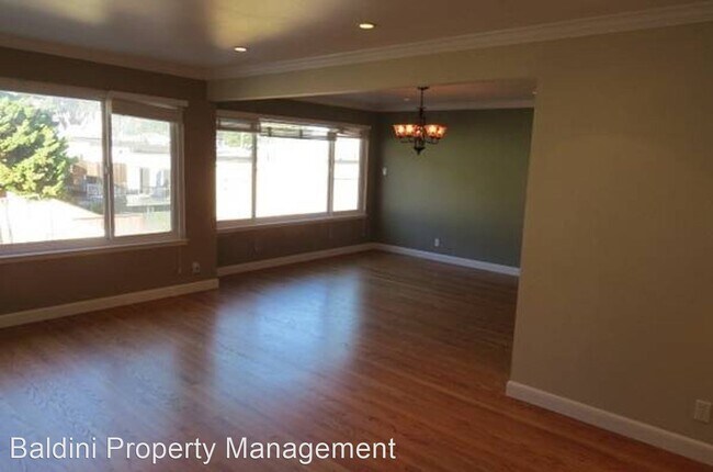 Building Photo - 3 br, 2.5 bath House - 301 Princeton Street
