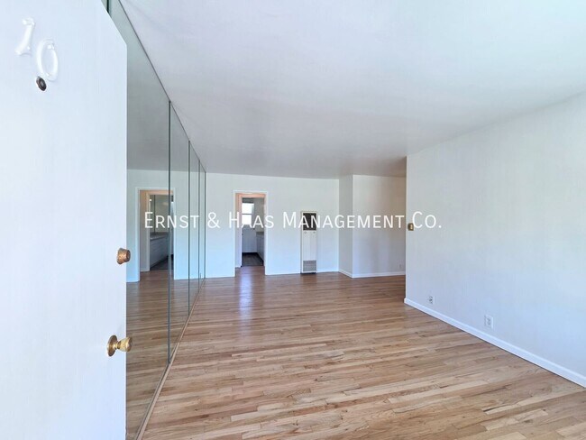 Foto del edificio - 3130 2nd St