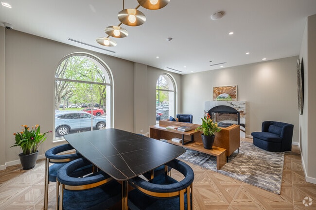Biblioteca - The Nest at Lincoln Park West