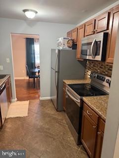 Building Photo - 1807 Lowland Way