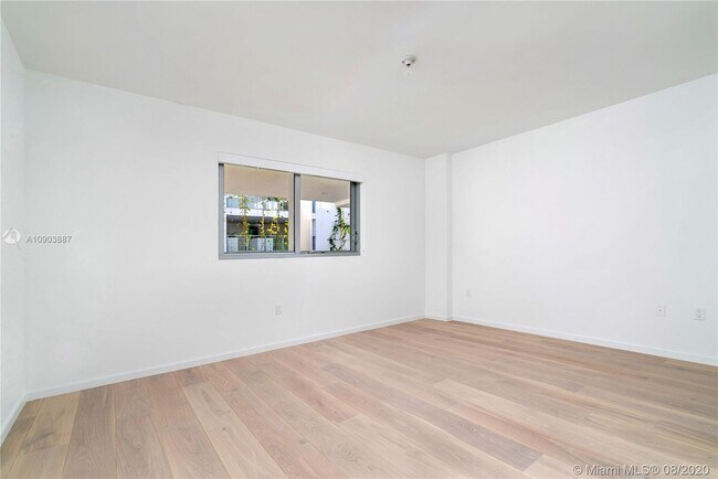 Building Photo - 1201 20th St