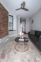 Building Photo - 219 E 28th St