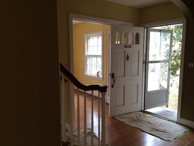 Front Door/Entrance - 26618 Ridge Rd