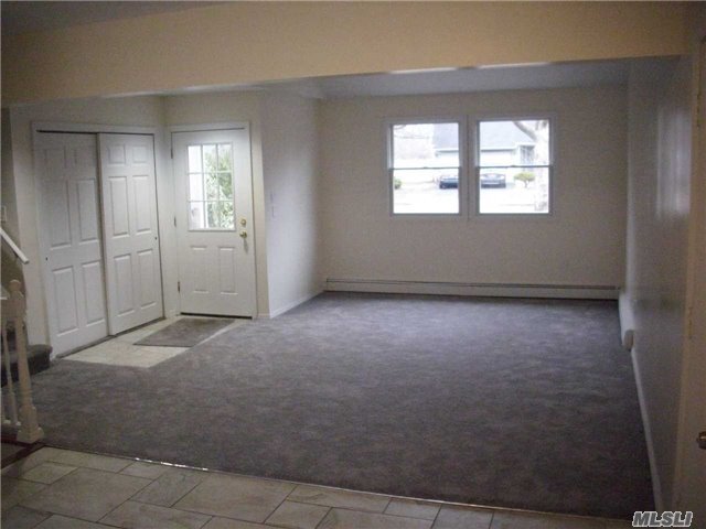 Foto del edificio - 6 Lake-Placid Ct