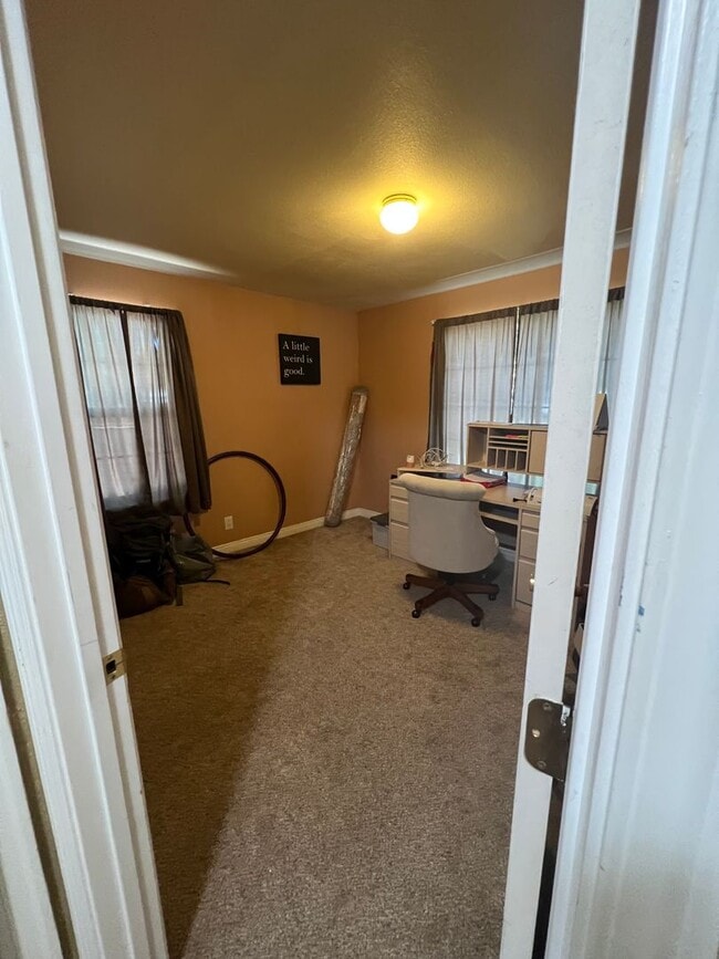 Building Photo - Cute 3 bed 1 3/4 bath home for Rent in Ephrata