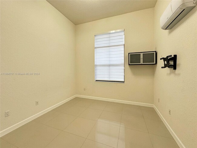 Foto del edificio - 2391 SW 145th Ave