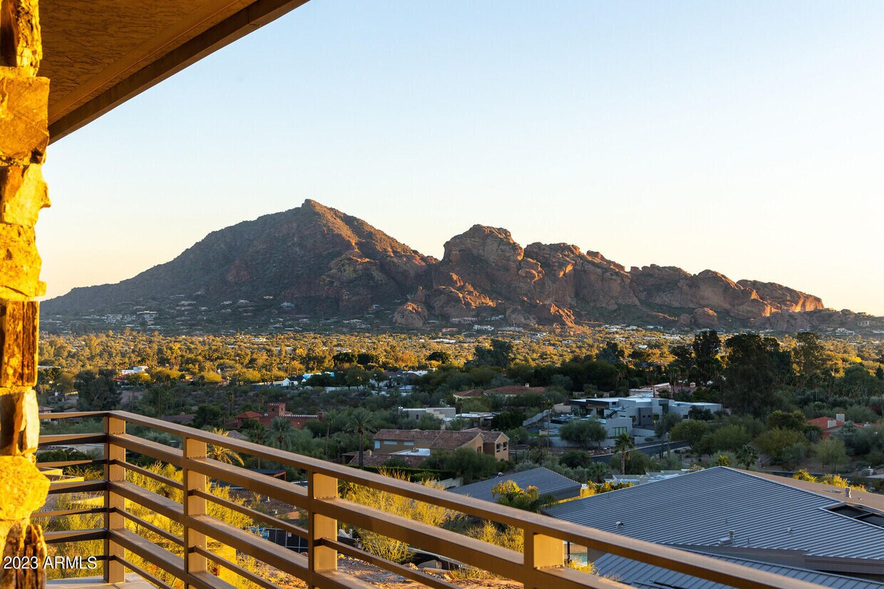 Foto principal - 4565 E Moonlight Way