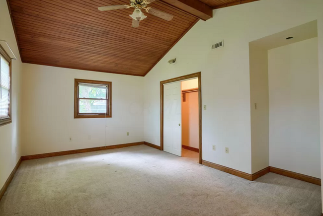 Main Bedroom - 370 Main St