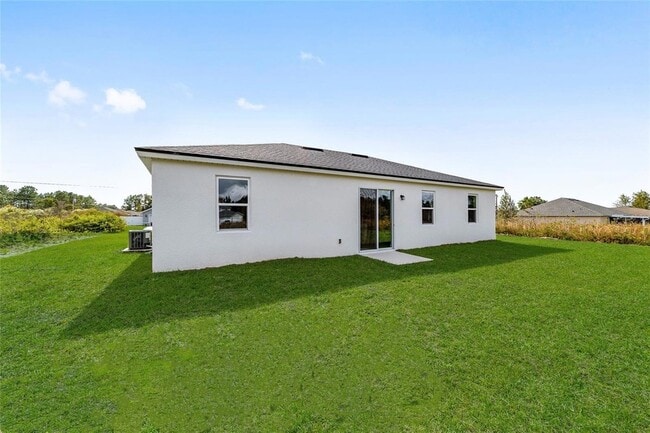 Building Photo - 5096 SW 154 Loop