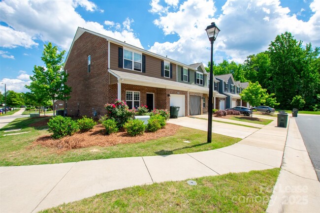 Building Photo - 7314 Sienna Heights Pl