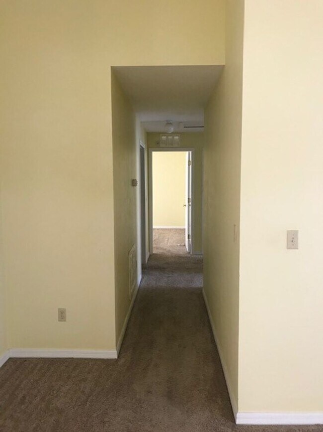 Foto del edificio - 3 bed 2 bath home