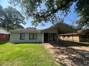 Building Photo - 914 Huntington Ln