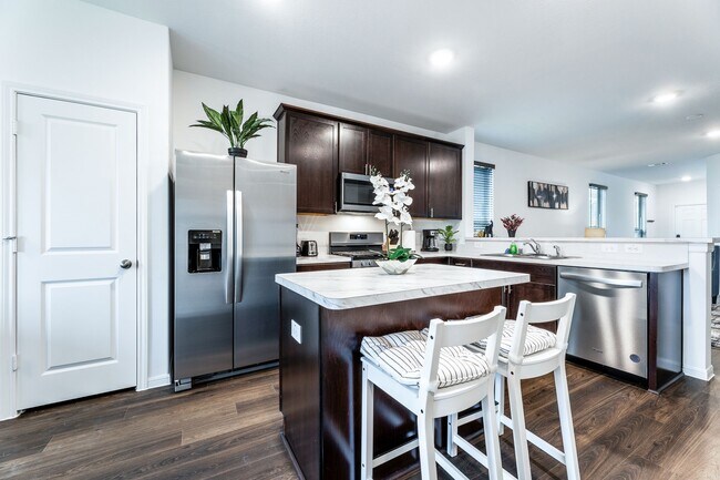 Foto del edificio - 16745 Oak Bough Dr