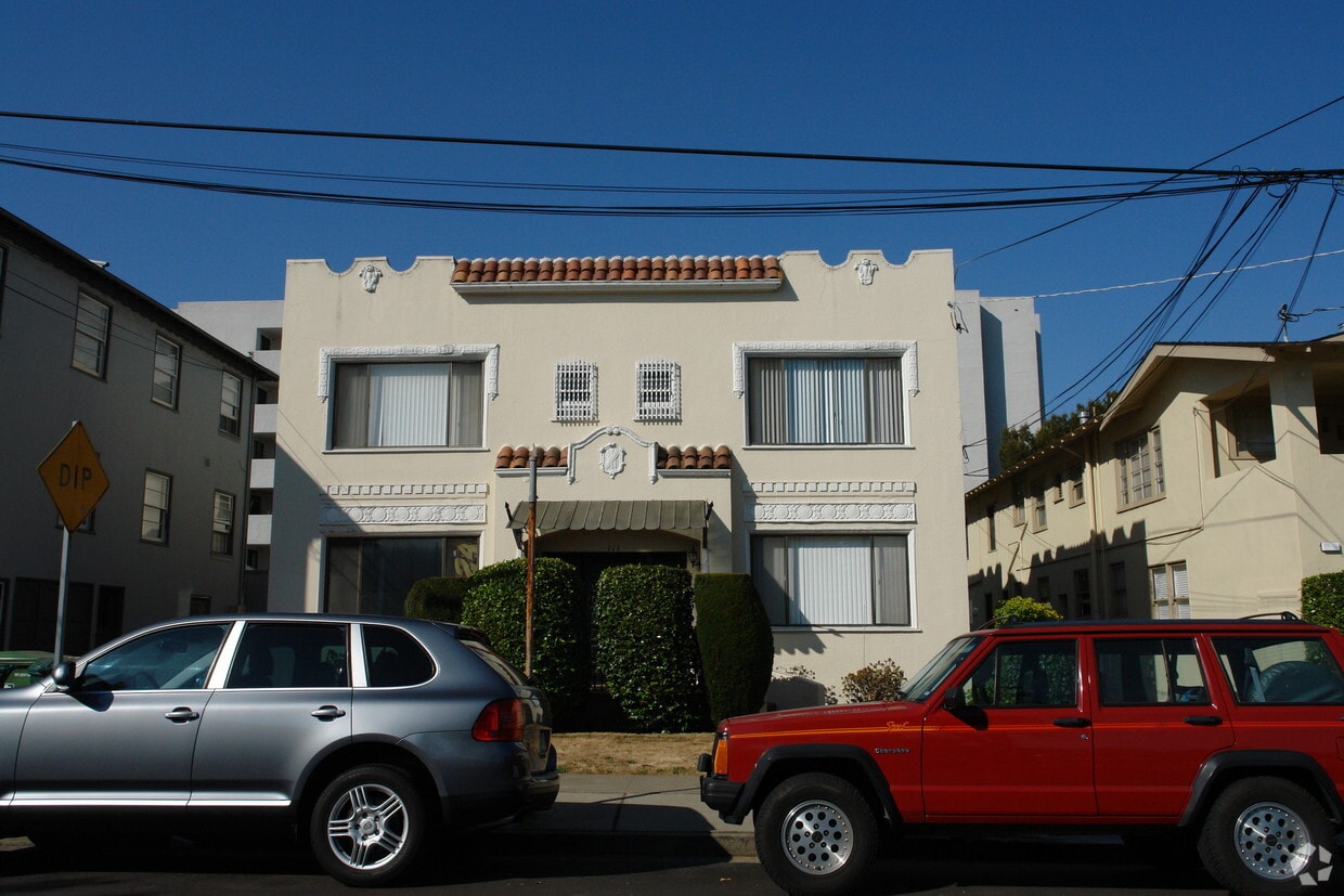Primary Photo - 111 Lorton Ave