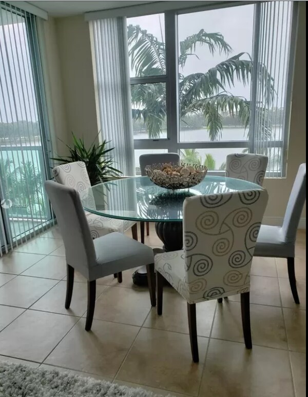 Foto principal - 2681 N Flamingo Rd