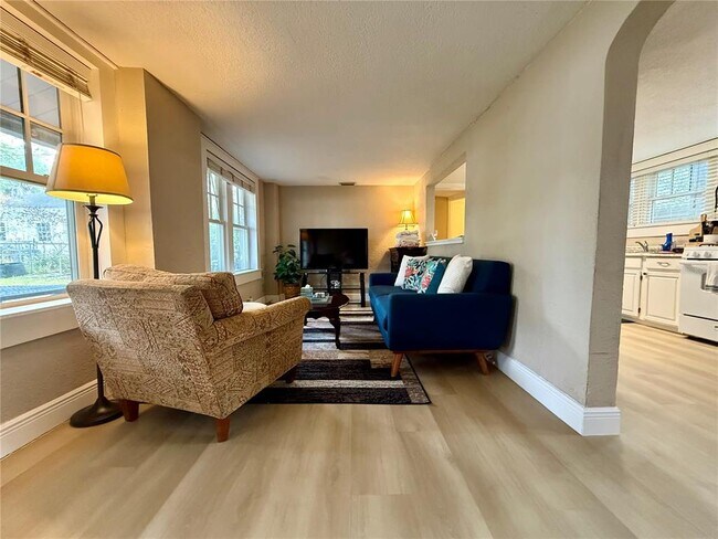 Foto del edificio - 18 N Brown Ave