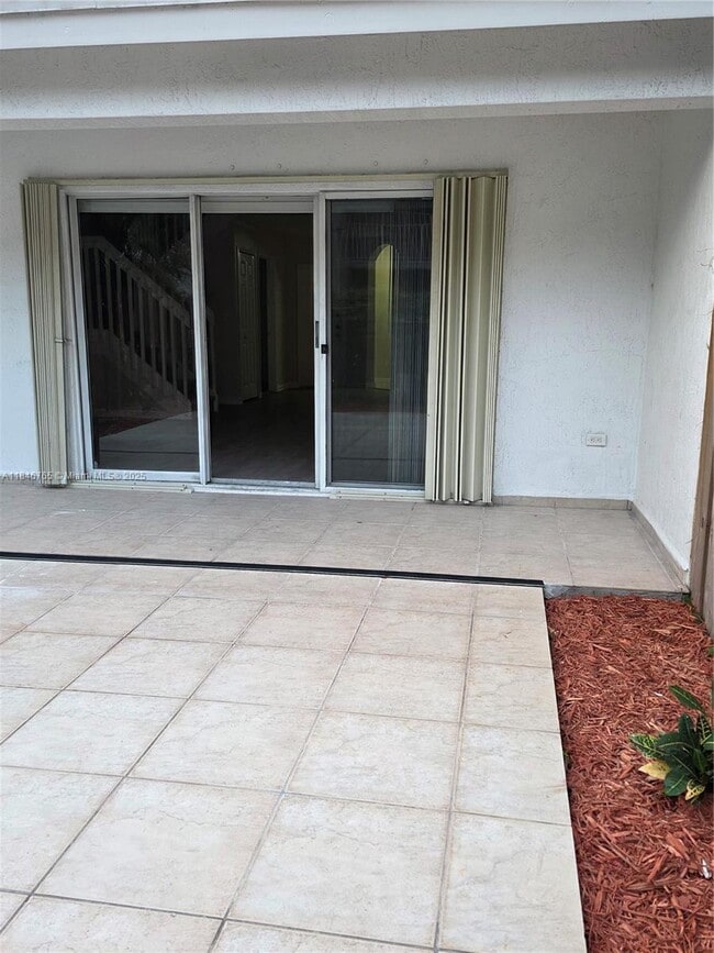 Foto del edificio - 11444 NW 48th Ter