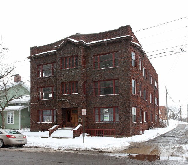 Building Photo - 207 W Wesley Ave