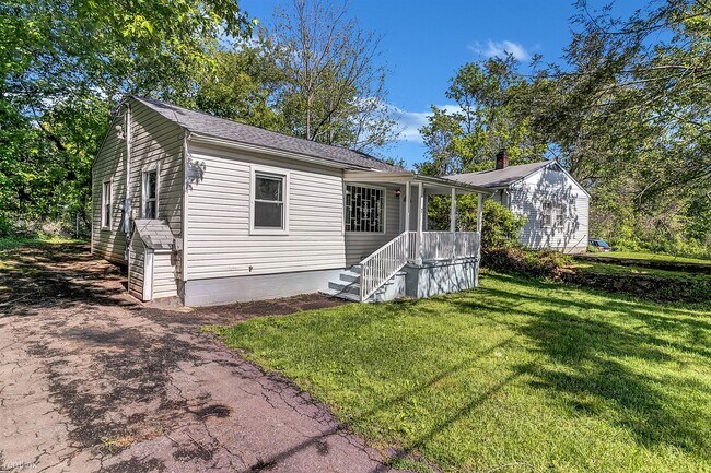 Building Photo - 2 br, 1 bath House - 2 Kentucky Drive