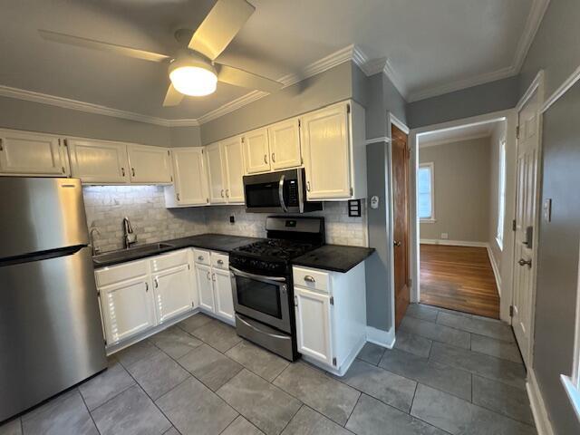 Foto del edificio - 4228 Harding Rd