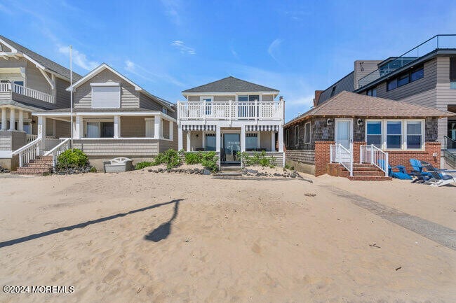 Building Photo - 0 Beach Front