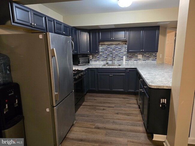Building Photo - 304 Nordic Dr