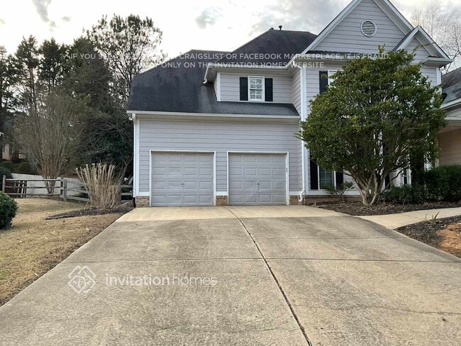 Building Photo - 348 Adelaide Xing