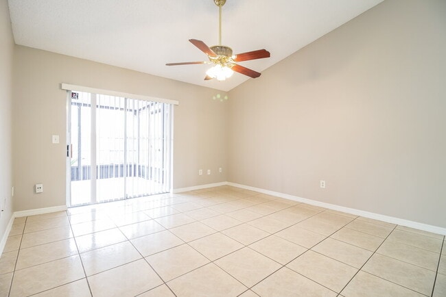 Foto del edificio - 9528 Dubois Blvd