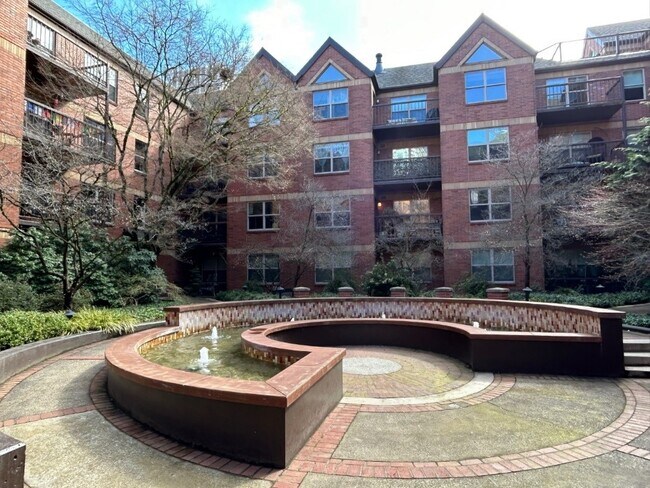 Patio - 1500 SW Park Ave