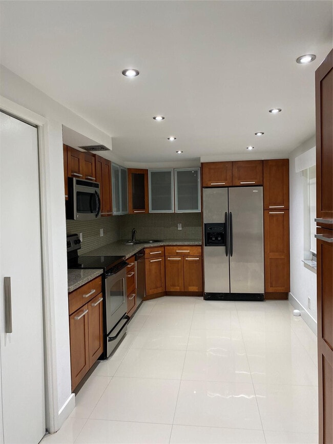 Foto del edificio - 4280 Oaks Terrace