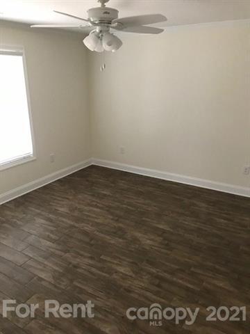 Foto del edificio - 716 Catawba St