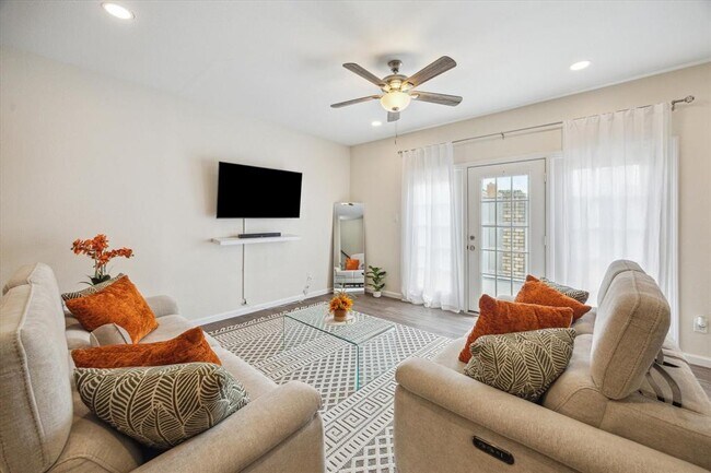 Foto del edificio - 286 Wilcrest Dr