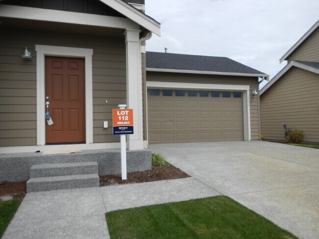 Foto del edificio - 11511 Glacier Pl NW