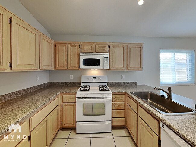 Building Photo - 6602 Elk Creek Ln
