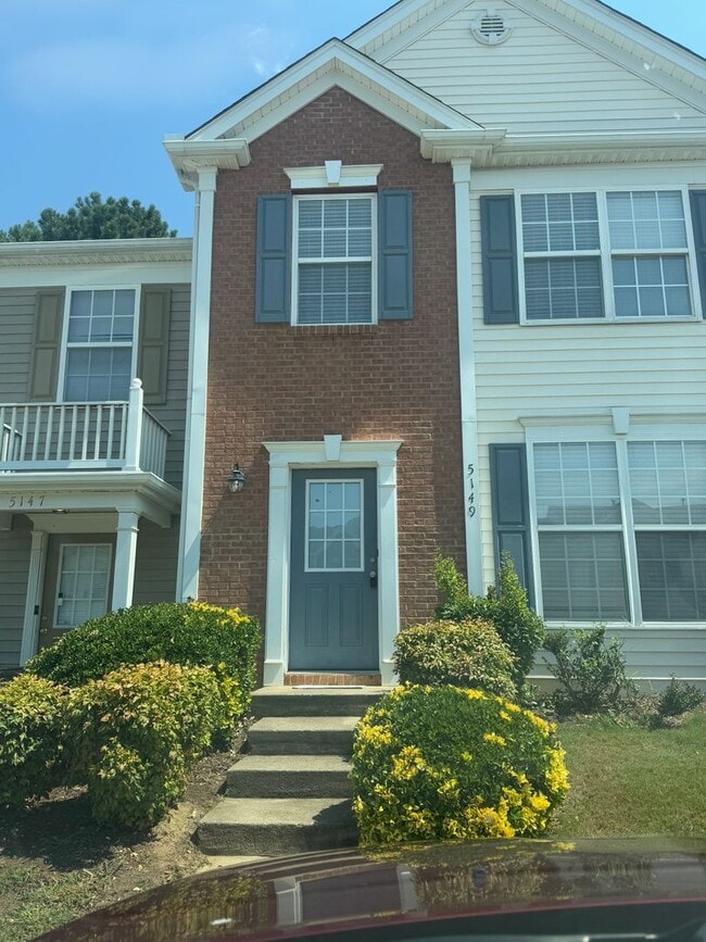 Building Photo - 5149 TwelvePole Dr