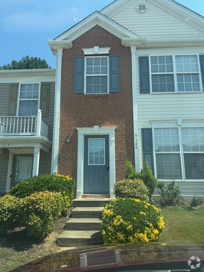Building Photo - 5149 TwelvePole Dr