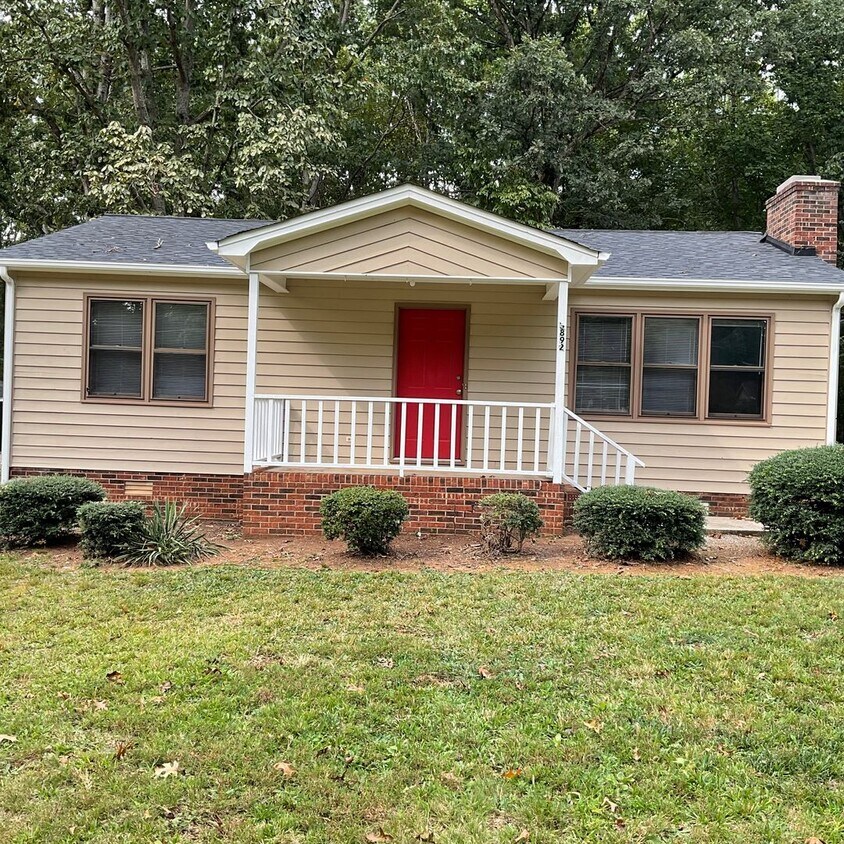 Primary Photo - 3892 English Oak Dr