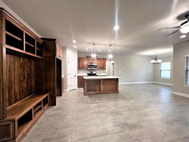 Foto del edificio - 500 NW 176th St