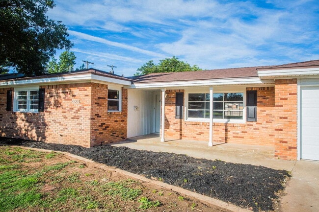 Foto del edificio - Fully Renovated 3/2/2!