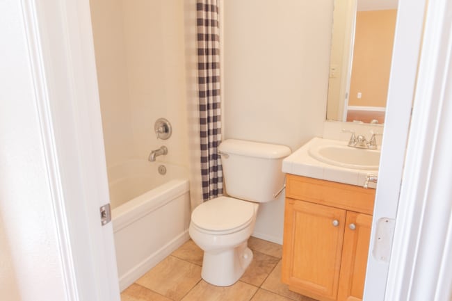 Building Photo - 329 Kiawah River Dr