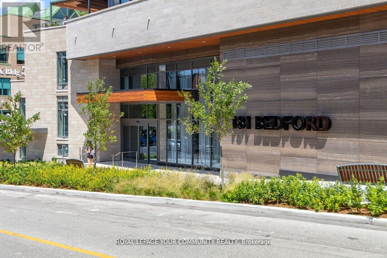 Photo principale - 181-181 Bedford Rd