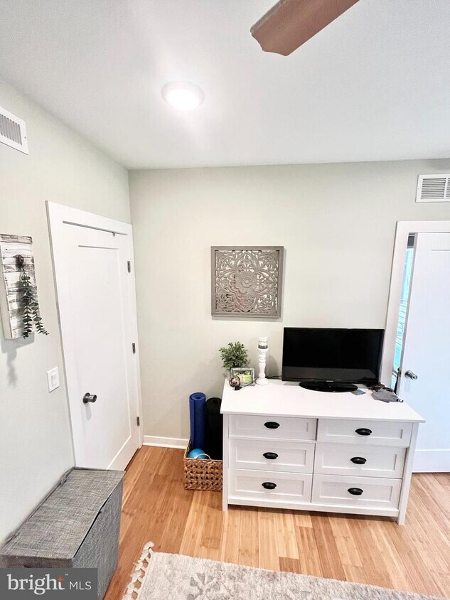 Foto principal - 1711 Fairmount Ave
