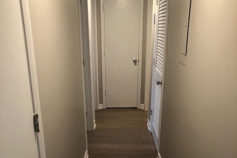 Building Photo - 370 Wallace Rd