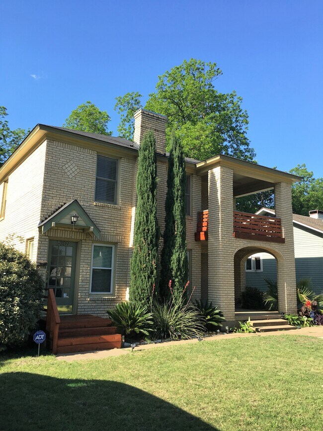 Foto del edificio - 5311 Miller Ave