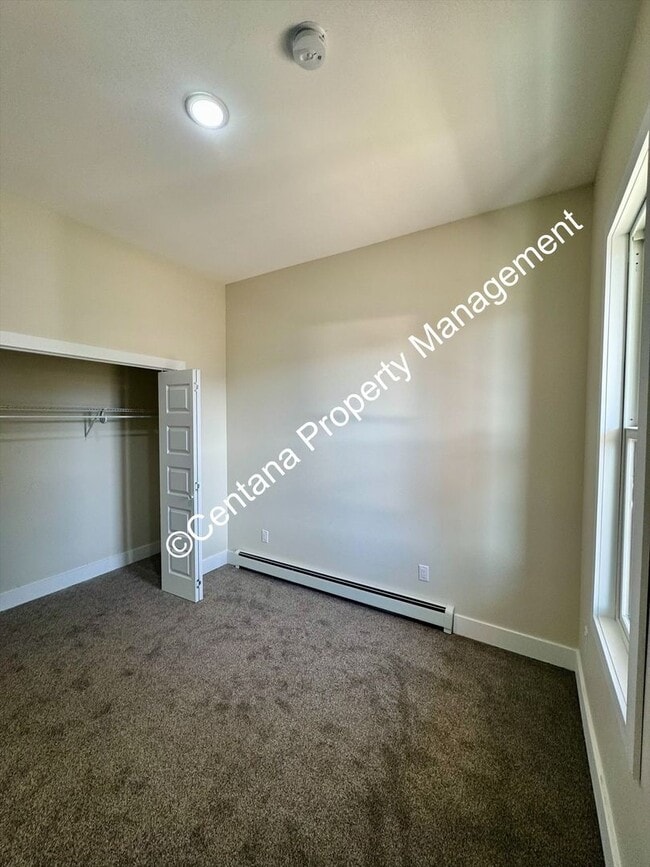 Foto del edificio - 614 N Alaska St