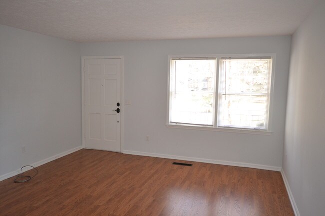Building Photo - 101 Boyd Drive Unit 4A